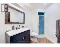 95 CHALET CRESCENT - 37