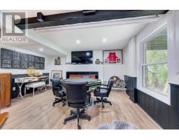 95 CHALET CRESCENT - 40