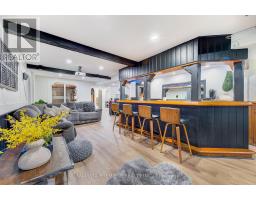 95 CHALET CRESCENT - 41