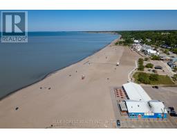 156 MAUD STREET - 17