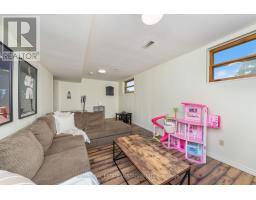 711 CATHCART BOULEVARD - 22