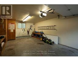 439 HALE STREET E - 34