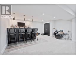 443 MACDONALD STREET - 28
