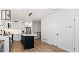 129 - 3900 SAVOY STREET - 9
