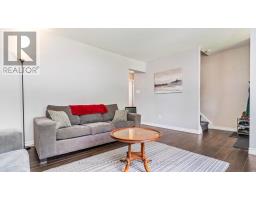 63 AUGUSTA CRESCENT S - 10