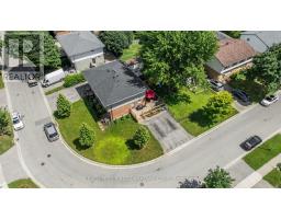 63 AUGUSTA CRESCENT S - 37