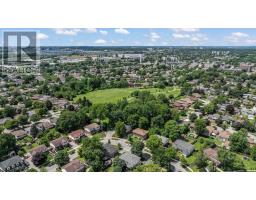 63 AUGUSTA CRESCENT S - 41
