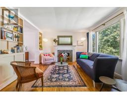 481 REGENT STREET N - 11