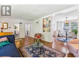 481 REGENT STREET N - 12