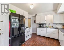 481 REGENT STREET N - 19