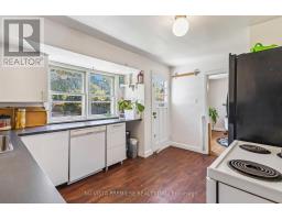 481 REGENT STREET N - 21