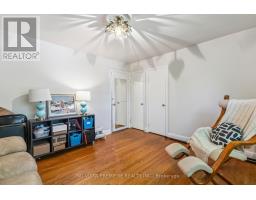 481 REGENT STREET N - 25