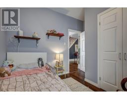 566 PALL MALL STREET - 27