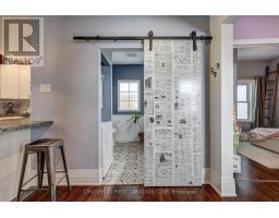 566 PALL MALL STREET - 30
