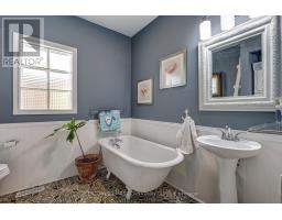 566 PALL MALL STREET - 33