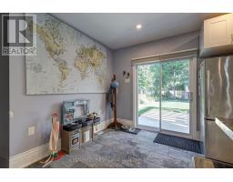 566 PALL MALL STREET - 36