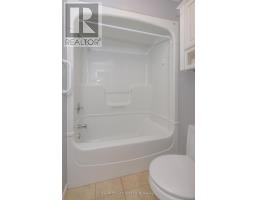 410 HIGHVIEW DRIVE - 15