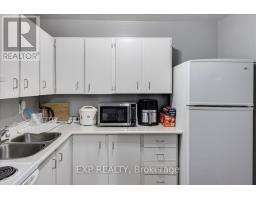 811 - 583 MORNINGTON AVENUE - 15
