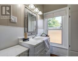 38 ST. ANDREW STREET - 14