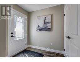 38 ST. ANDREW STREET - 23