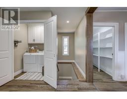 38 ST. ANDREW STREET - 26
