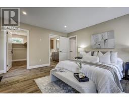 38 ST. ANDREW STREET - 30