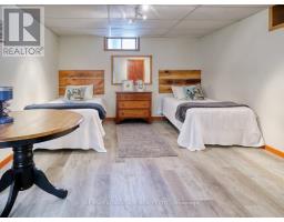 8 EAST WILLIAMS STREET - 32