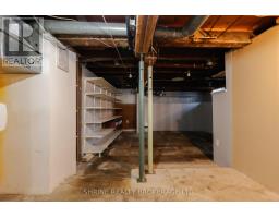 853 QUEENS AVENUE - 23