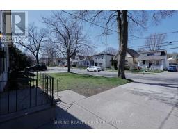 853 QUEENS AVENUE - 39