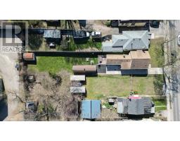 853 QUEENS AVENUE - 43