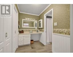 6186 EGREMONT DRIVE - 21