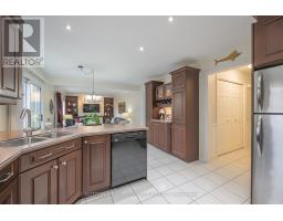 66 JENNIFER ROAD - 22