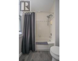 66 JENNIFER ROAD - 37