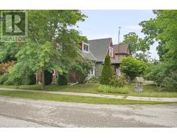 1706 GRACE STREET - 40