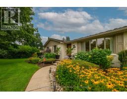 102 RAILWAY AVENUE - 3
