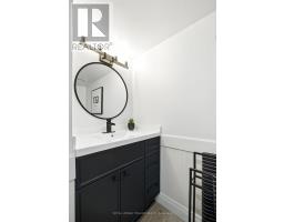 102 RAILWAY AVENUE - 32