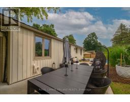 102 RAILWAY AVENUE - 38