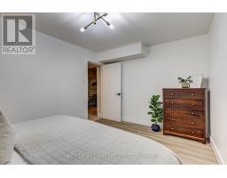 63 PARK LANE CRESCENT - 30