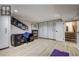 63 PARK LANE CRESCENT - 36