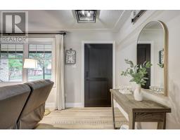 63 PARK LANE CRESCENT - 6
