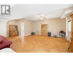 370 JONATHAN STREET - 31
