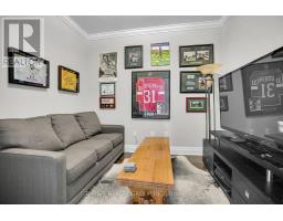 1301 - 240 VILLAGEWALK BOULEVARD - 18