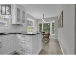 96 MERIDENE CRESCENT W - 14