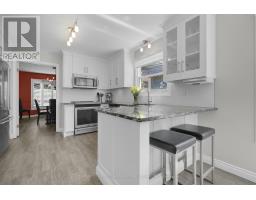 96 MERIDENE CRESCENT W - 16