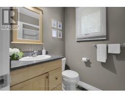 96 MERIDENE CRESCENT W - 21