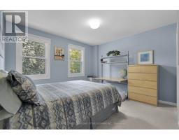 96 MERIDENE CRESCENT W - 22