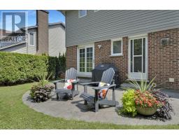 96 MERIDENE CRESCENT W - 41