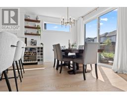 1907 FOUNTAIN GRASS DRIVE - 11