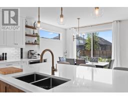 1907 FOUNTAIN GRASS DRIVE - 18