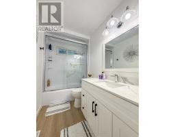 11 CRABTREE AVENUE - 21